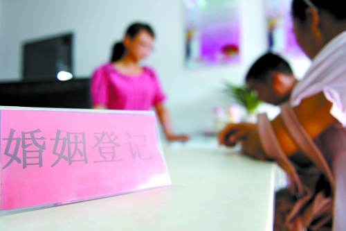 身份證閱讀器時代還辦假證結婚？